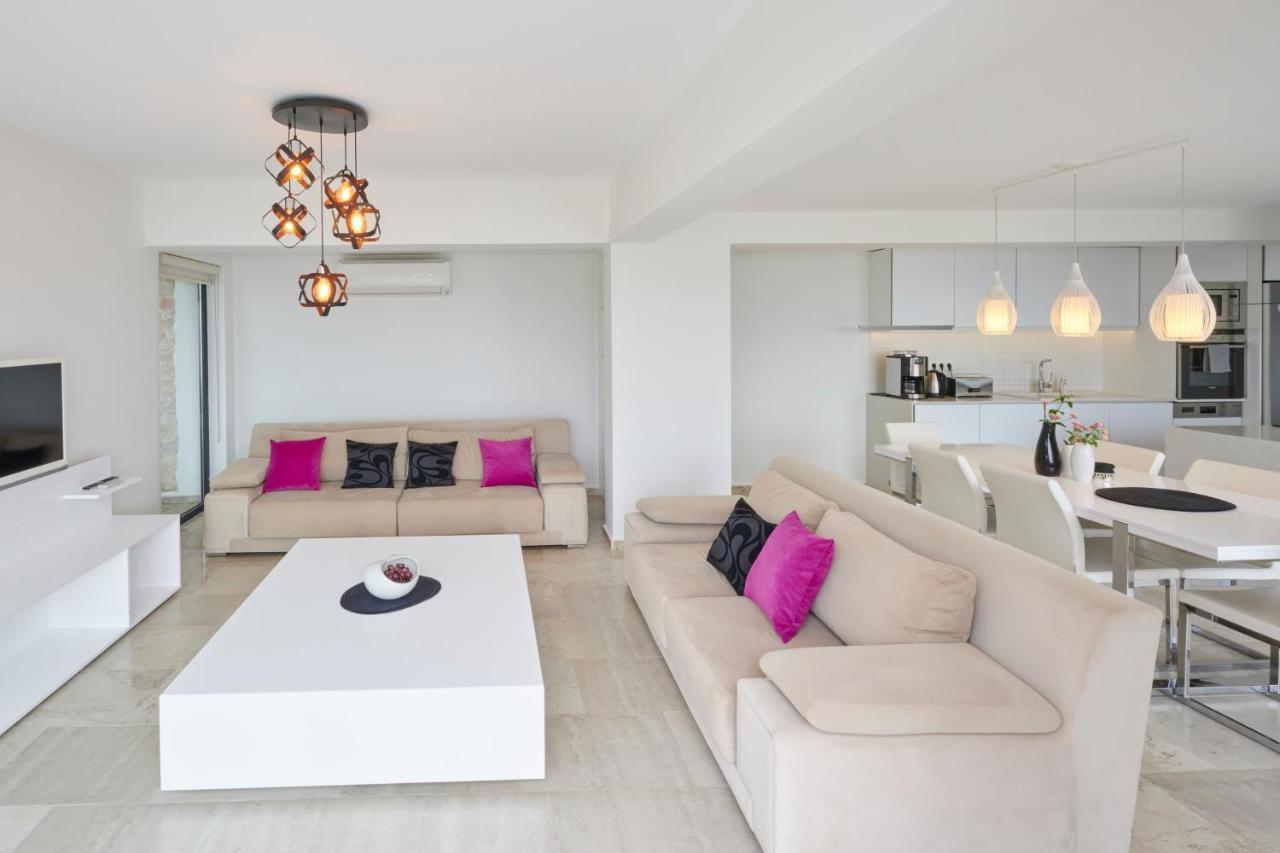 Luxus Villa Skyla Mit 5 Schlafzimmern & Meer-Blick Каш Экстерьер фото