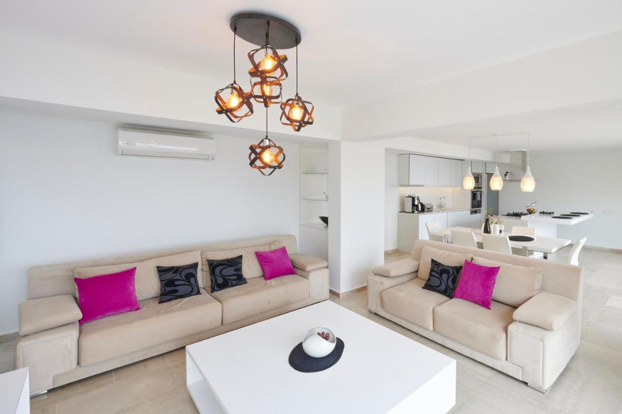 Luxus Villa Skyla Mit 5 Schlafzimmern & Meer-Blick Каш Экстерьер фото