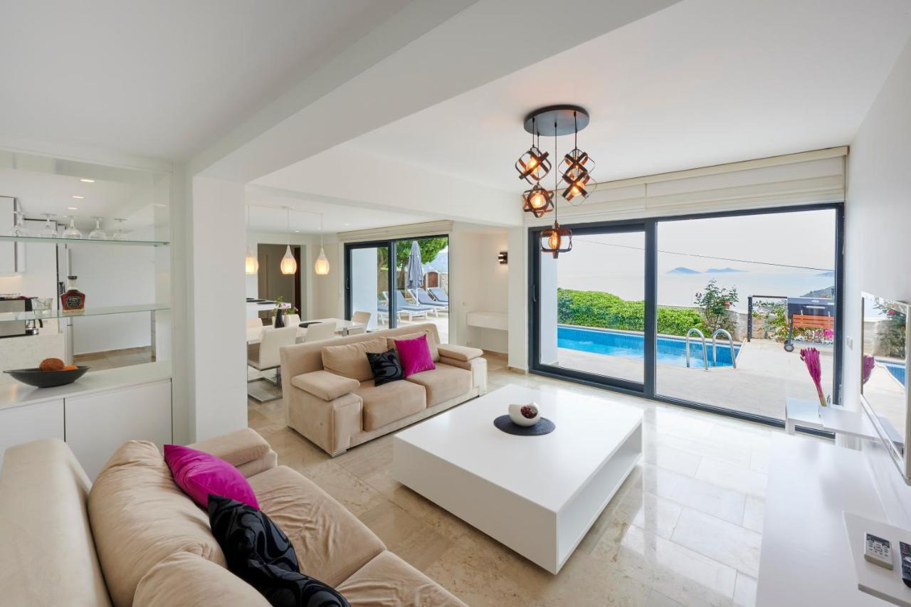 Luxus Villa Skyla Mit 5 Schlafzimmern & Meer-Blick Каш Экстерьер фото