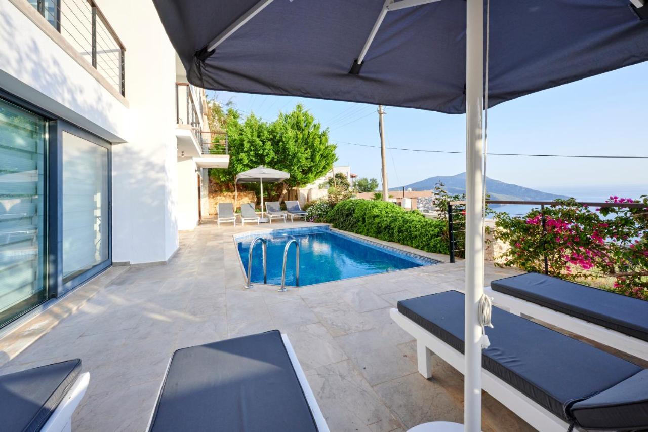 Luxus Villa Skyla Mit 5 Schlafzimmern & Meer-Blick Каш Экстерьер фото