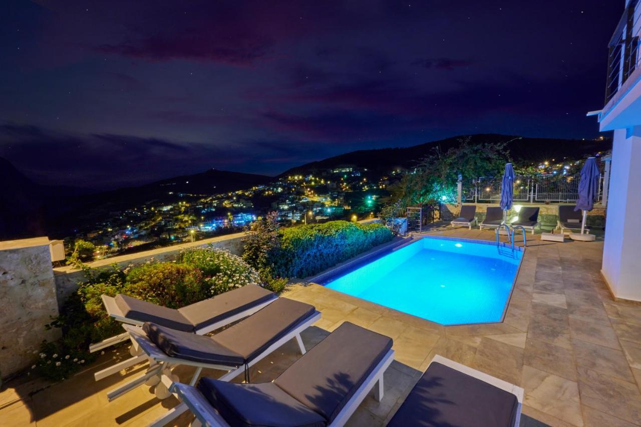 Luxus Villa Skyla Mit 5 Schlafzimmern & Meer-Blick Каш Экстерьер фото