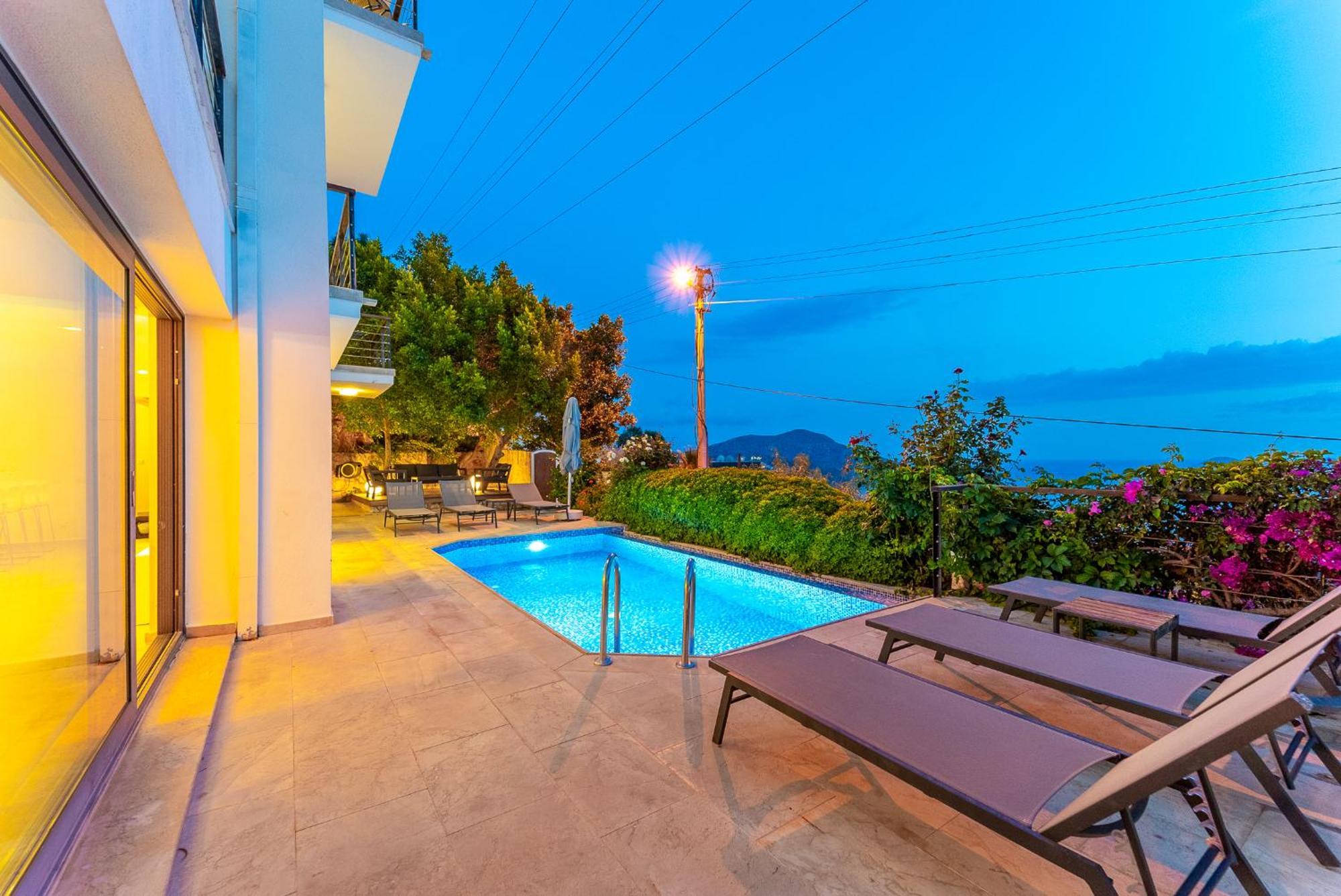 Luxus Villa Skyla Mit 5 Schlafzimmern & Meer-Blick Каш Экстерьер фото